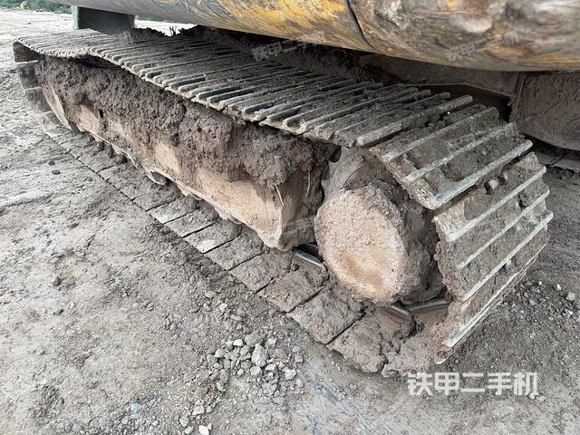 右侧履带整体（行走机构）