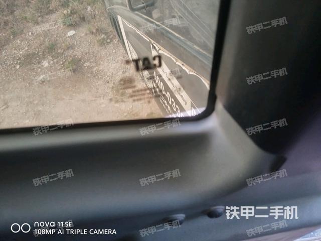 右側(cè)玻璃角標(biāo)（駕駛室部分）