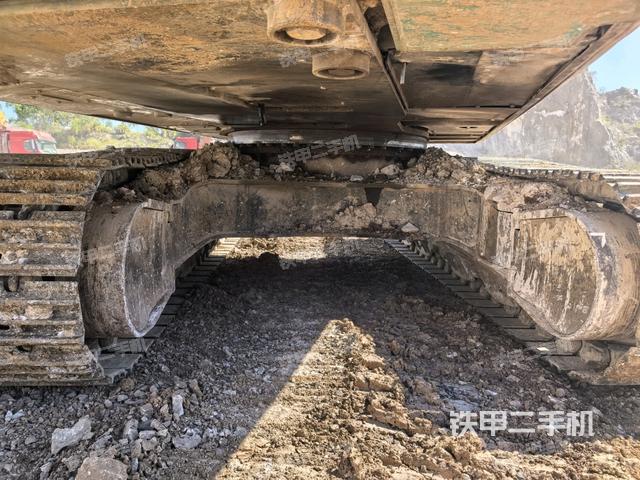 左导向轮（行走机构）