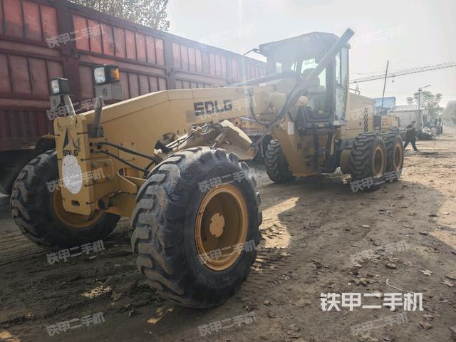 山东临工G9180平地机