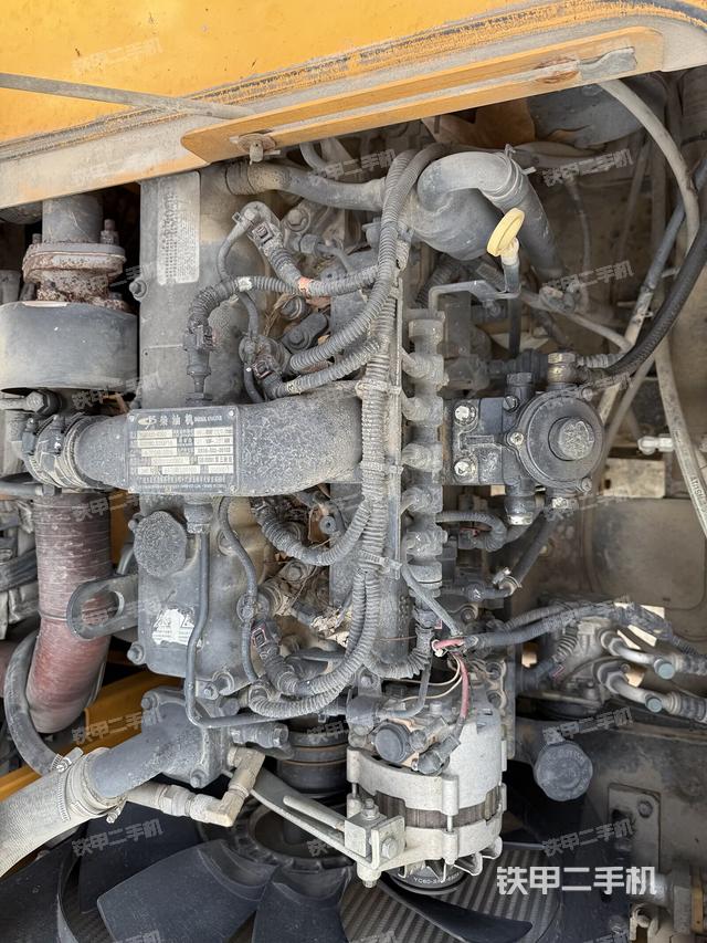 发动机整体俯视（整机外观）