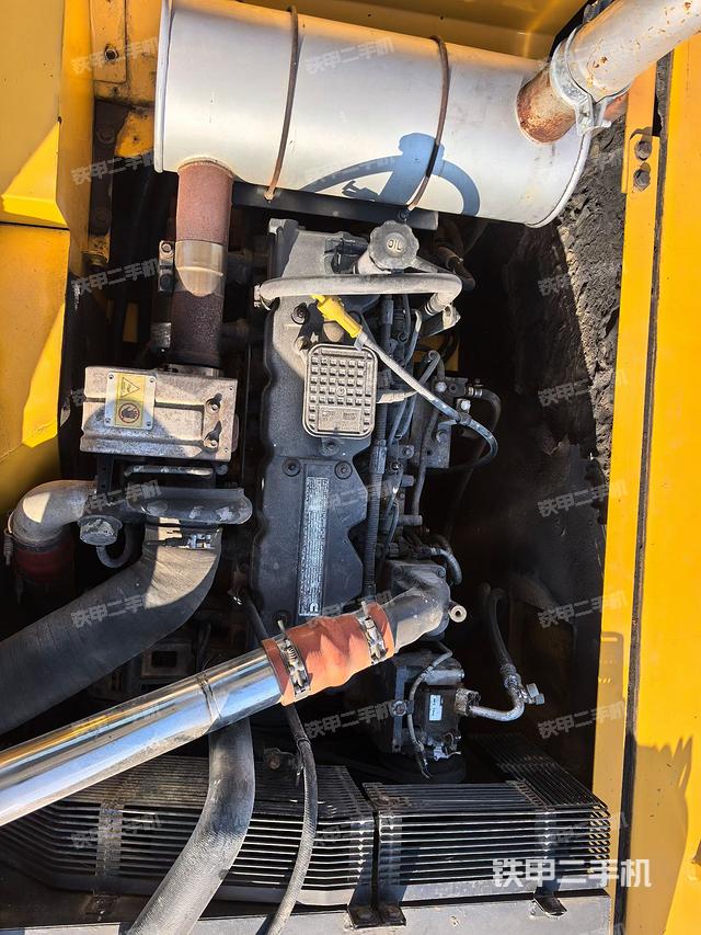 发动机整体俯视（整机外观）