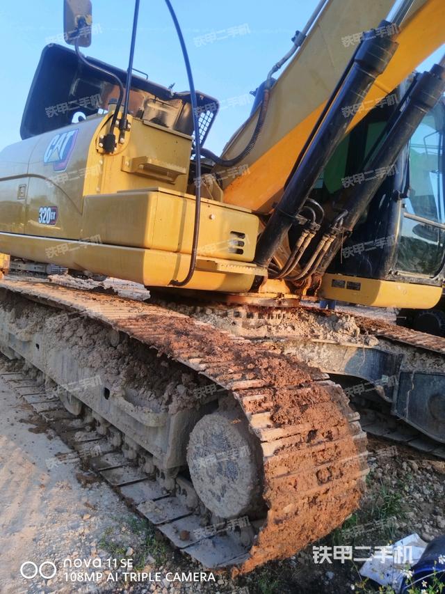 大臂背部俯視（工作和回轉(zhuǎn)裝置）