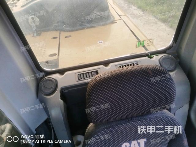 后窗玻璃角標(biāo)（駕駛室部分）