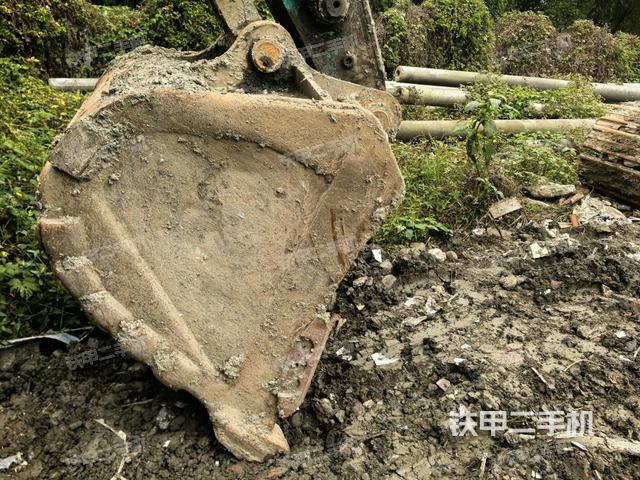 鏟斗45度（工作和回轉(zhuǎn)裝置）