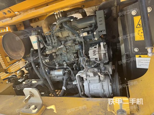 发动机整体俯视（整机外观）