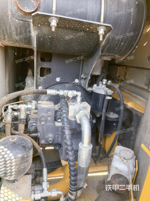 液压泵室（大件舱室）