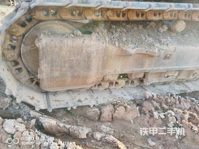 左側(cè)行走馬達蓋板（行走機構(gòu)）