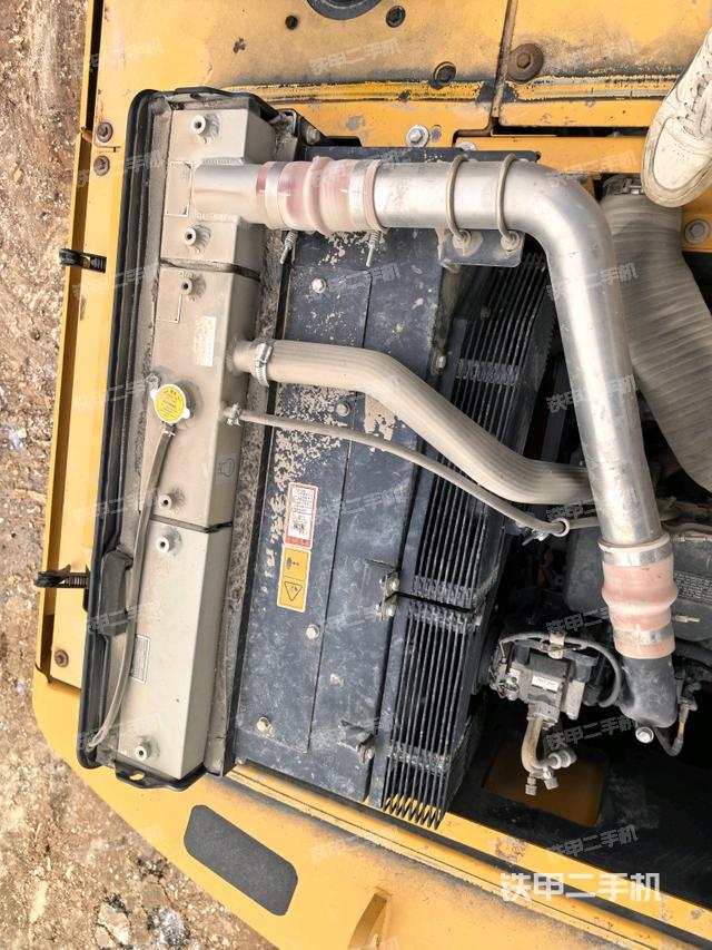 中央回转接头特写（上车部件）