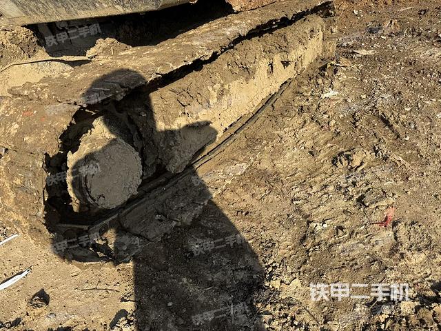 单侧履带整体（整机外观）