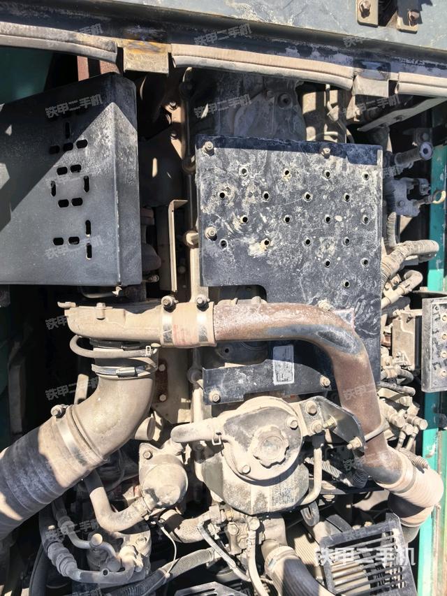 气门室盖螺丝特写（上车部件）