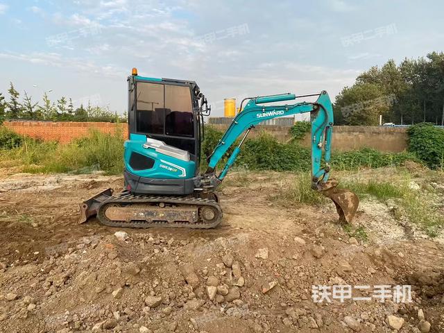 整机右后45°（整机外观）