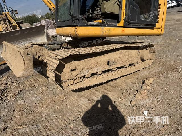 单侧履带整体（整机外观）