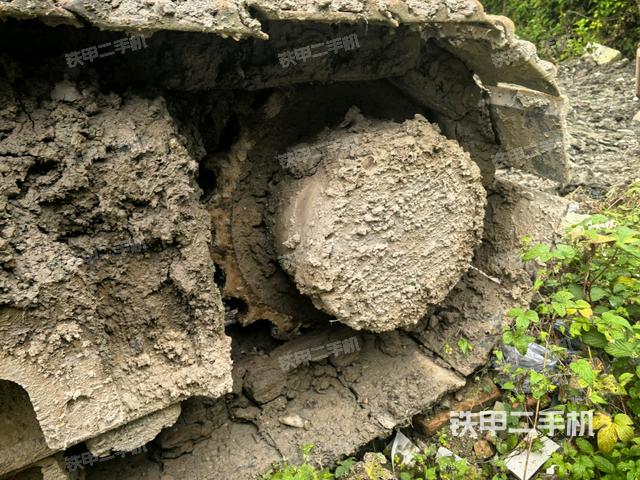 左側(cè)行走馬達(dá)蓋板（行走機(jī)構(gòu)）