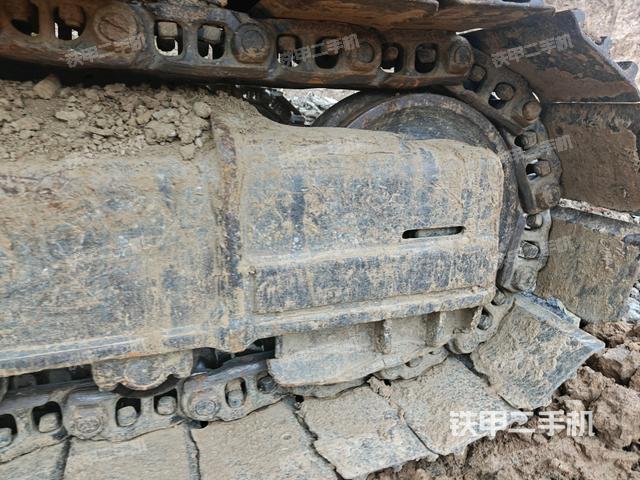 左侧行走马达盖板（行走机构）