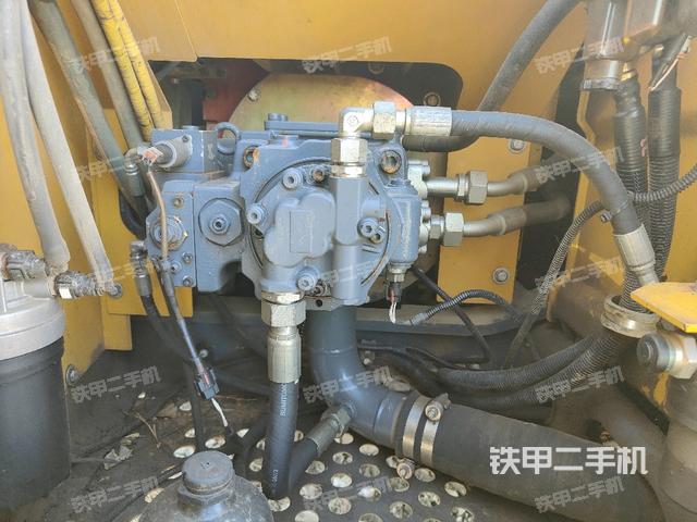 液压泵室（大件舱室）