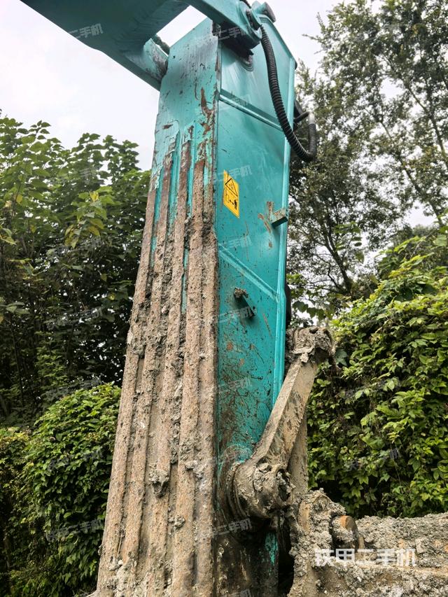 小臂整體左后（工作和回轉(zhuǎn)裝置）