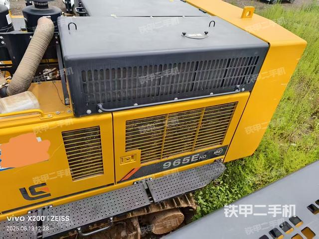 发动机整体俯视（整机外观）