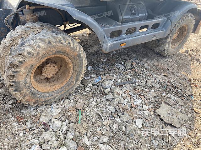 单侧履带整体（整机外观）