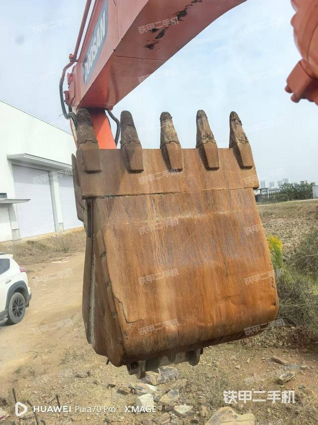 小臂整體左后（工作和回轉(zhuǎn)裝置）