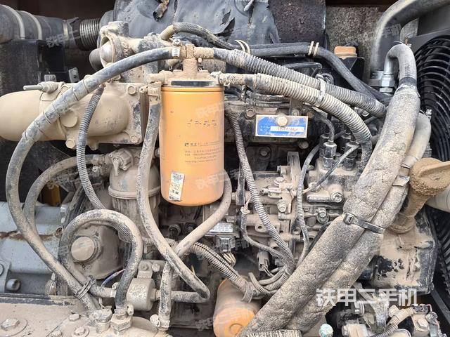 发动机整体俯视（整机外观）