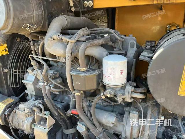 发动机整体俯视（整机外观）