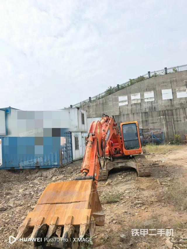 斗山DH215-7挖掘機(jī)