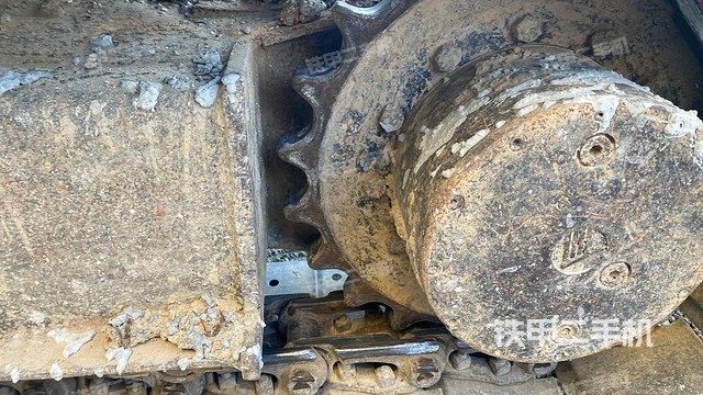 單側(cè)履帶整體（整機(jī)外觀）