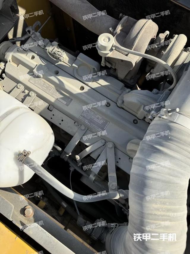 发动机整体俯视（整机外观）