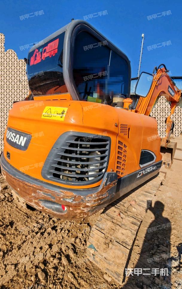 整机右后45°（整机外观）