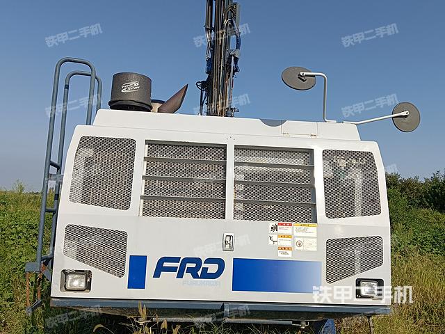 整機右后45°（設(shè)備外觀及核心部件）