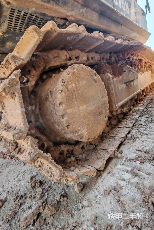 单侧履带整体（整机外观）