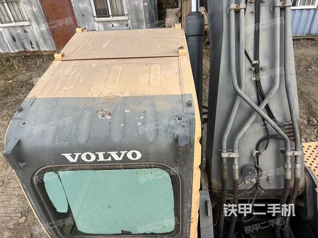 駕駛室頂部（整機(jī)外觀）