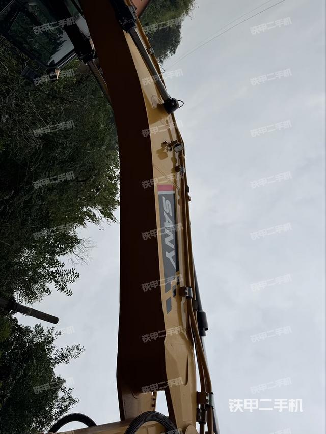 大臂整體?右側(cè)（工作和回轉(zhuǎn)裝置）