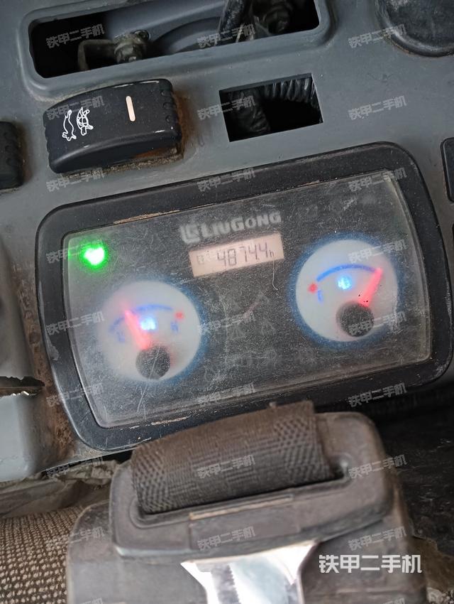 整机右后45°（整机外观）