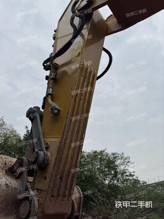 小臂整體左后（工作和回轉(zhuǎn)裝置）