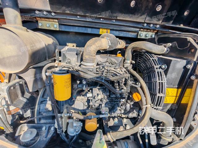 发动机整体俯视（整机外观）