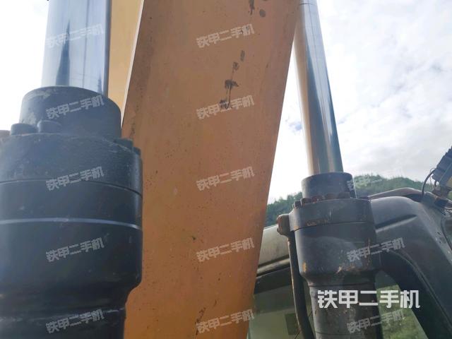 大臂根部 斜视（工作和回转装置）