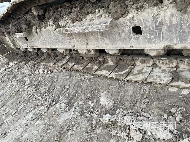 单侧履带整体（整机外观）