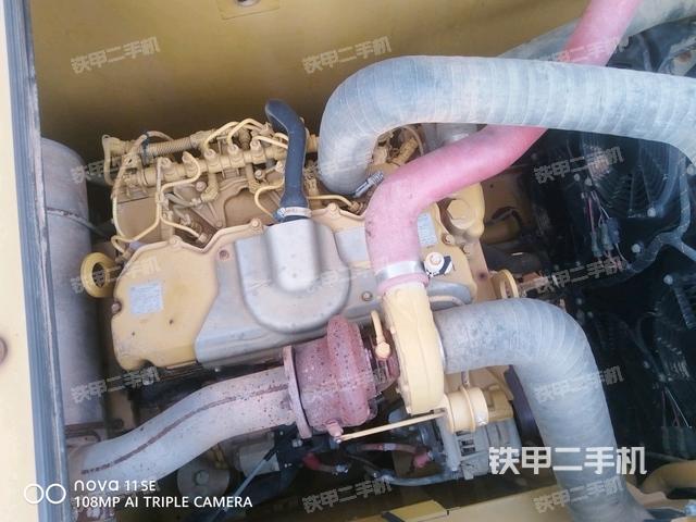 发动机室（上车部件）