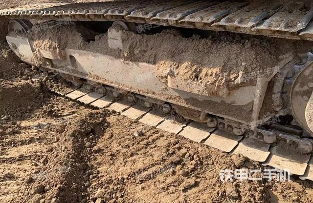 单侧履带整体（整机外观）