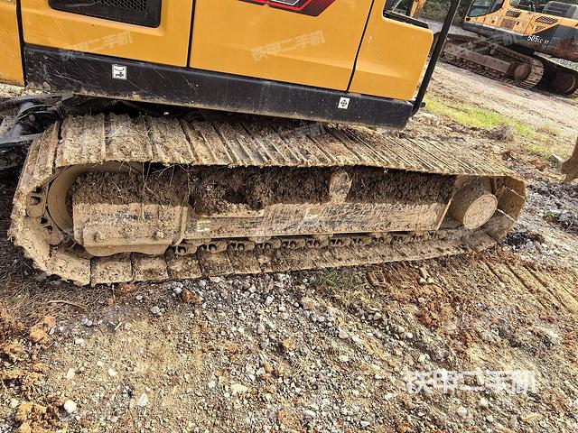 左侧履带整体 （行走机构）