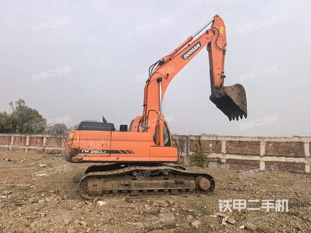 整机右后45°（整机外观）