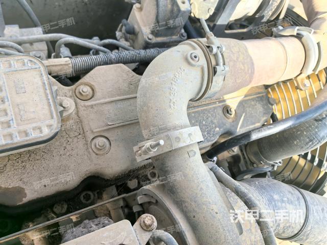 气门室盖螺丝特写（上车部件）