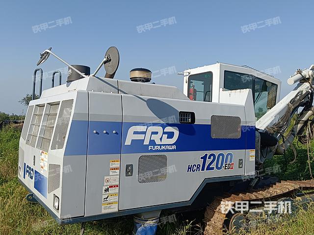 整機左側(cè)（設(shè)備外觀及核心部件）