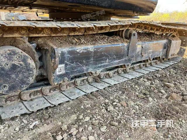 单侧履带整体（整机外观）