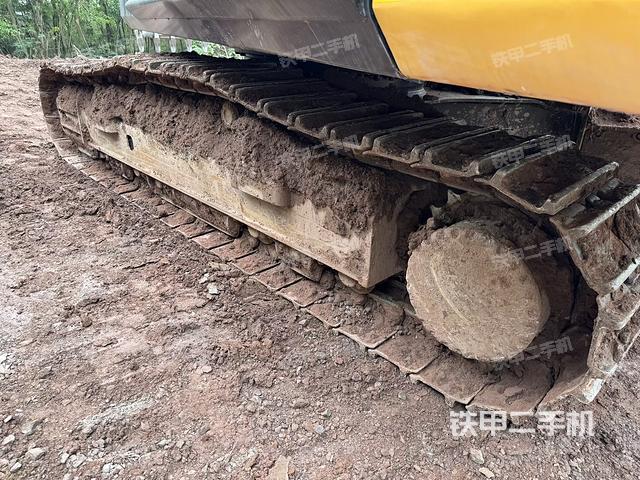 右側(cè)履帶整體（行走機構(gòu)）