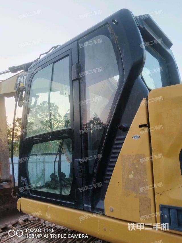 驾驶室左后45度（驾驶室部分）