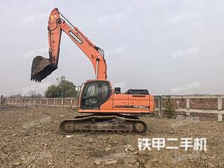 斗山DX260LC挖掘機(jī)