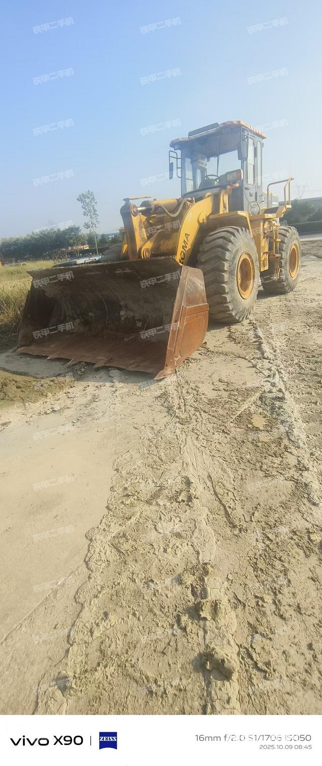 工作裝置整體（整機外觀及大件）